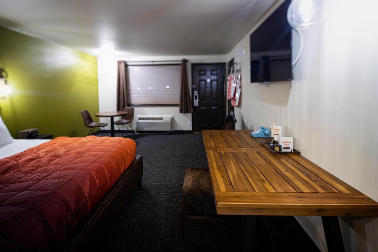 Campfire Hotel Bend Ngoại thất bức ảnh